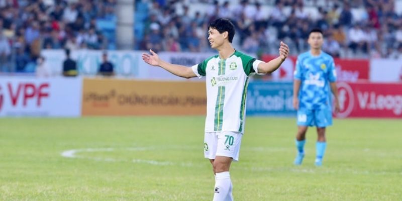 Hành trình trở lại của Công Phượng